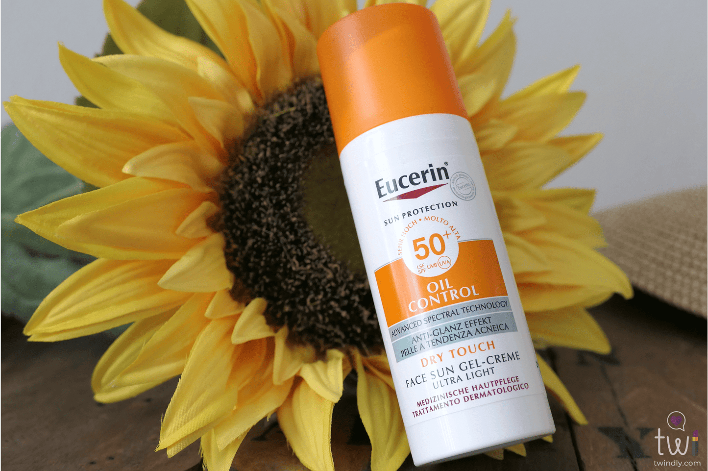Eucerin Oil Control Sun Gel-Cream Dry Touch SPF50+.