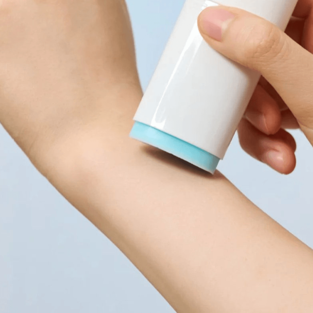 Skin1004 Hyalu-Cica Silky-Fit Sun Stick (SPF50+ PA++++) - 20 g.